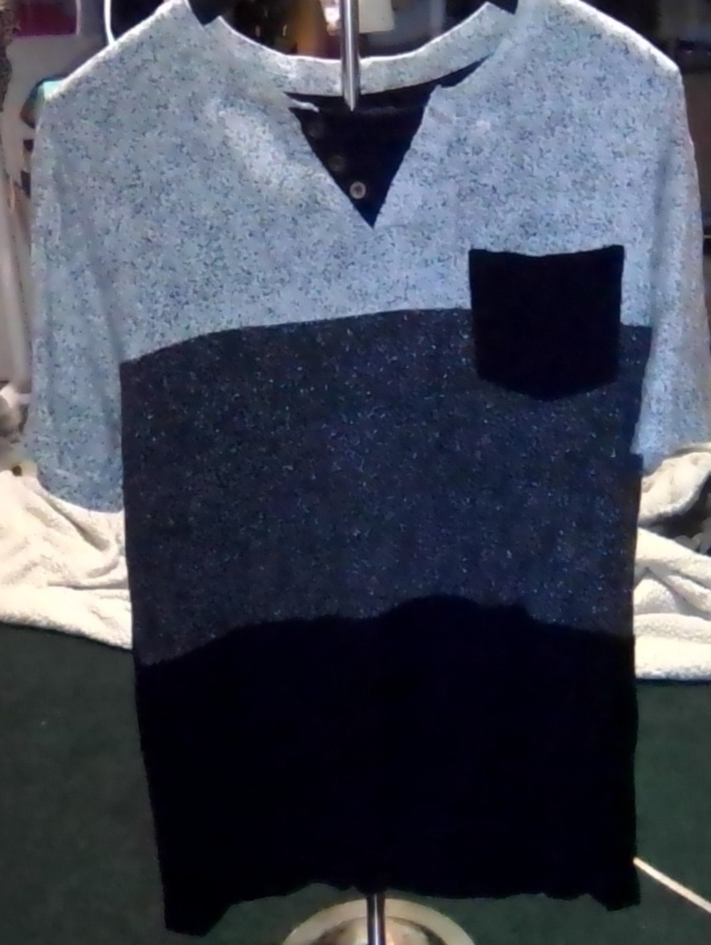 Men's V-Neck Colorblock Sweater with Chest Pocket - Gray & Black